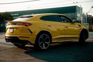 luxury SUV rental