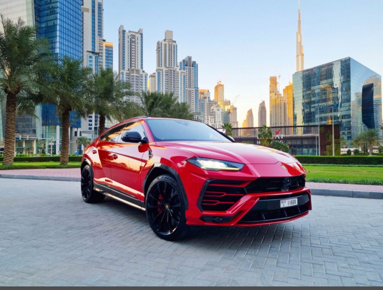 Lamborghini Urus Red 2021