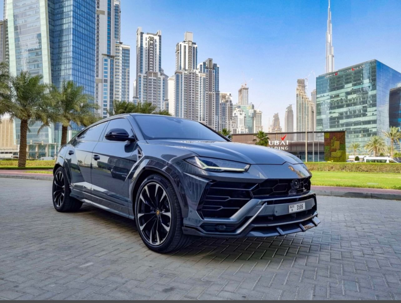Rent Lamborghini Urus in Dubai