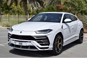 Lamborghini Urus white 2021